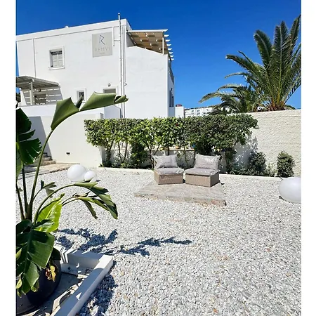 Syros Blue Lagoon F7 Apartment