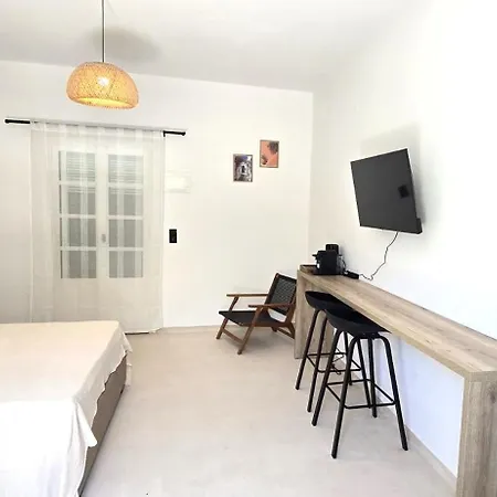 Syros Blue Lagoon F7 Apartment *
