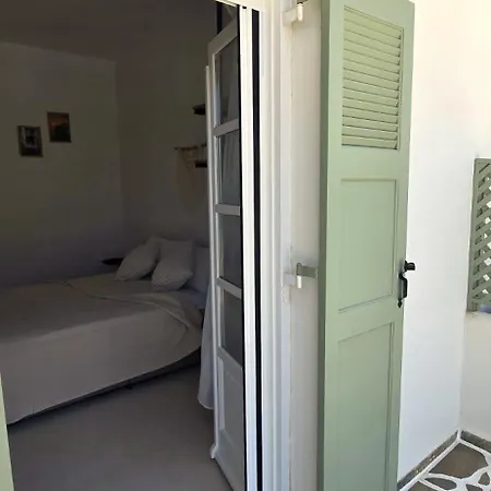 Syros Blue Lagoon F7 Apartment *